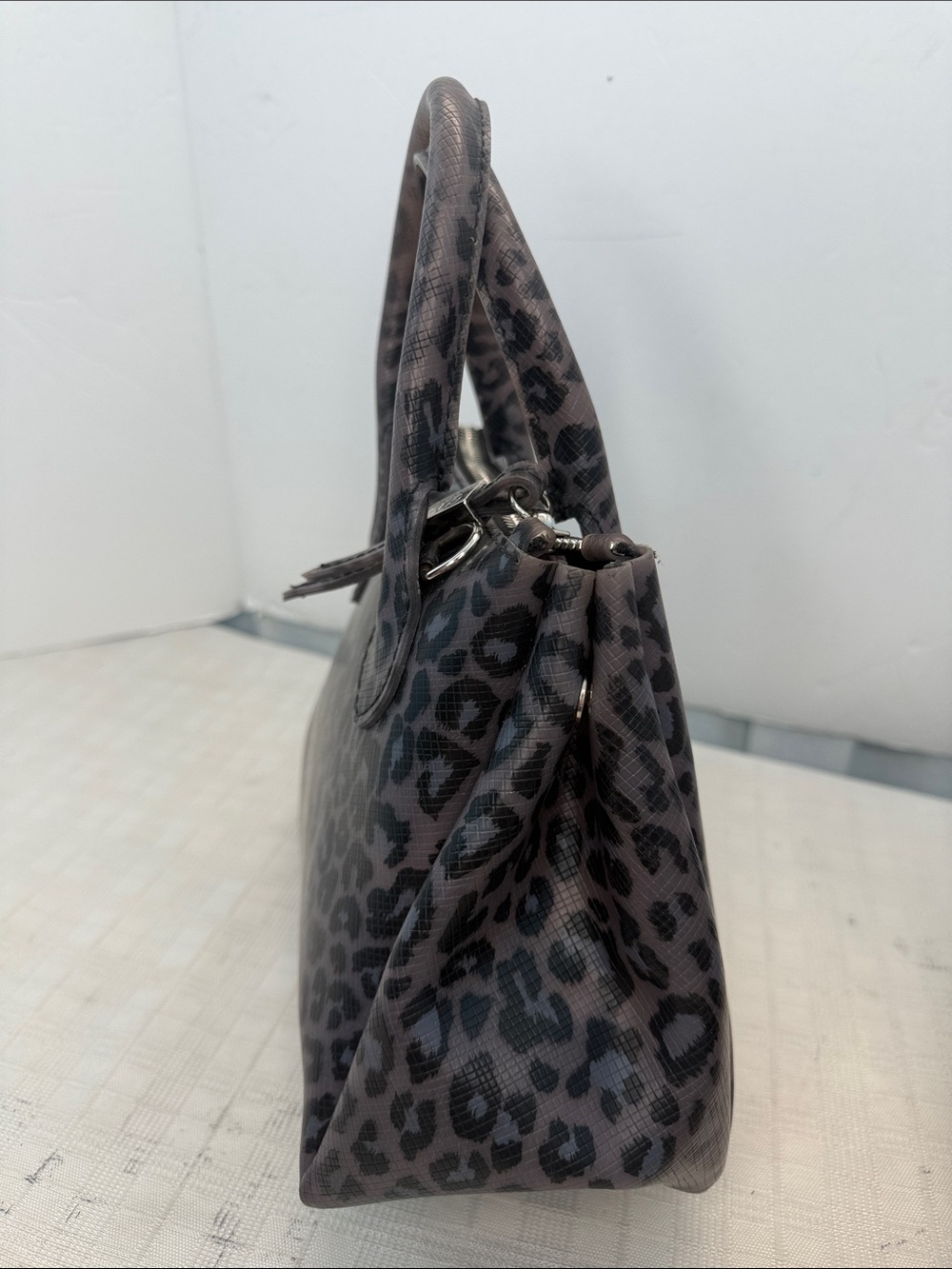 GUM DESIGN Leopard Print Satchel Handbag - - Picture 4 of 7